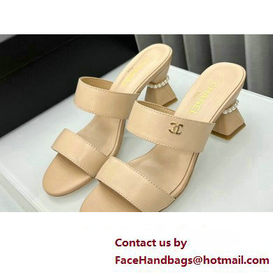 Chanel Lambskin & Imitation Pearls Mules G45685 Beige 2024